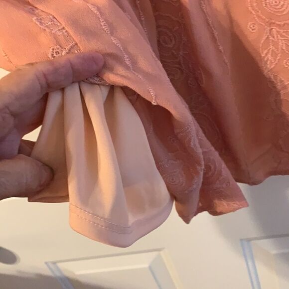 ReneeC NWT large Blush color dress with partially open back. - Picture 5 of 8